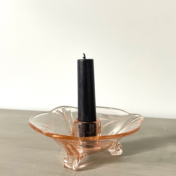 VINTAGE 1930s Depression Glass Etched Glass Footed Candle Holder - Picture 3 of 8